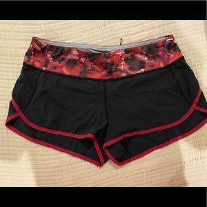 Lululemon Speed Up Shorts 2.5”